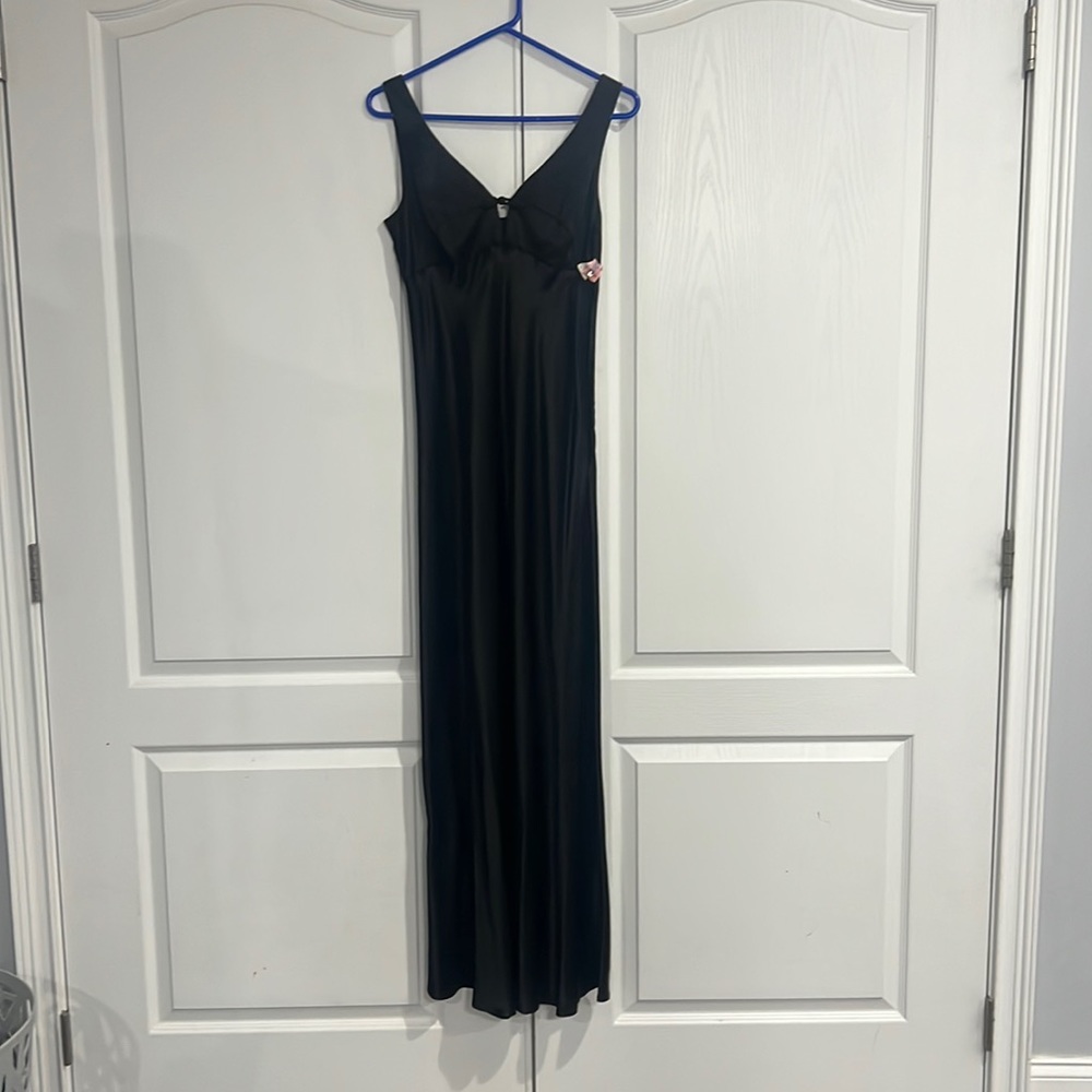 Long black formal dress 👗 satin material